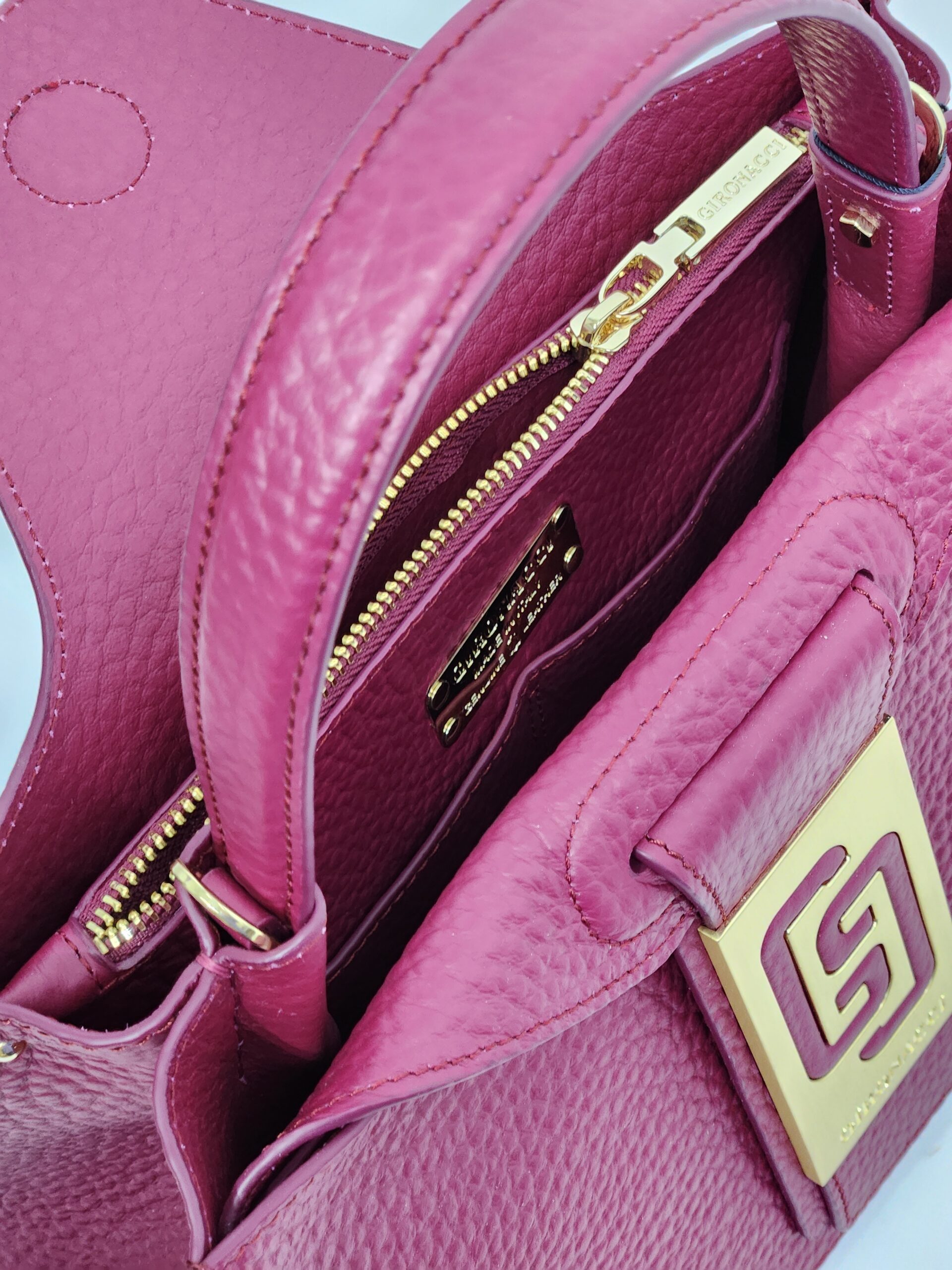 Сумка Gironacci gir2493 velvet magenta средняя