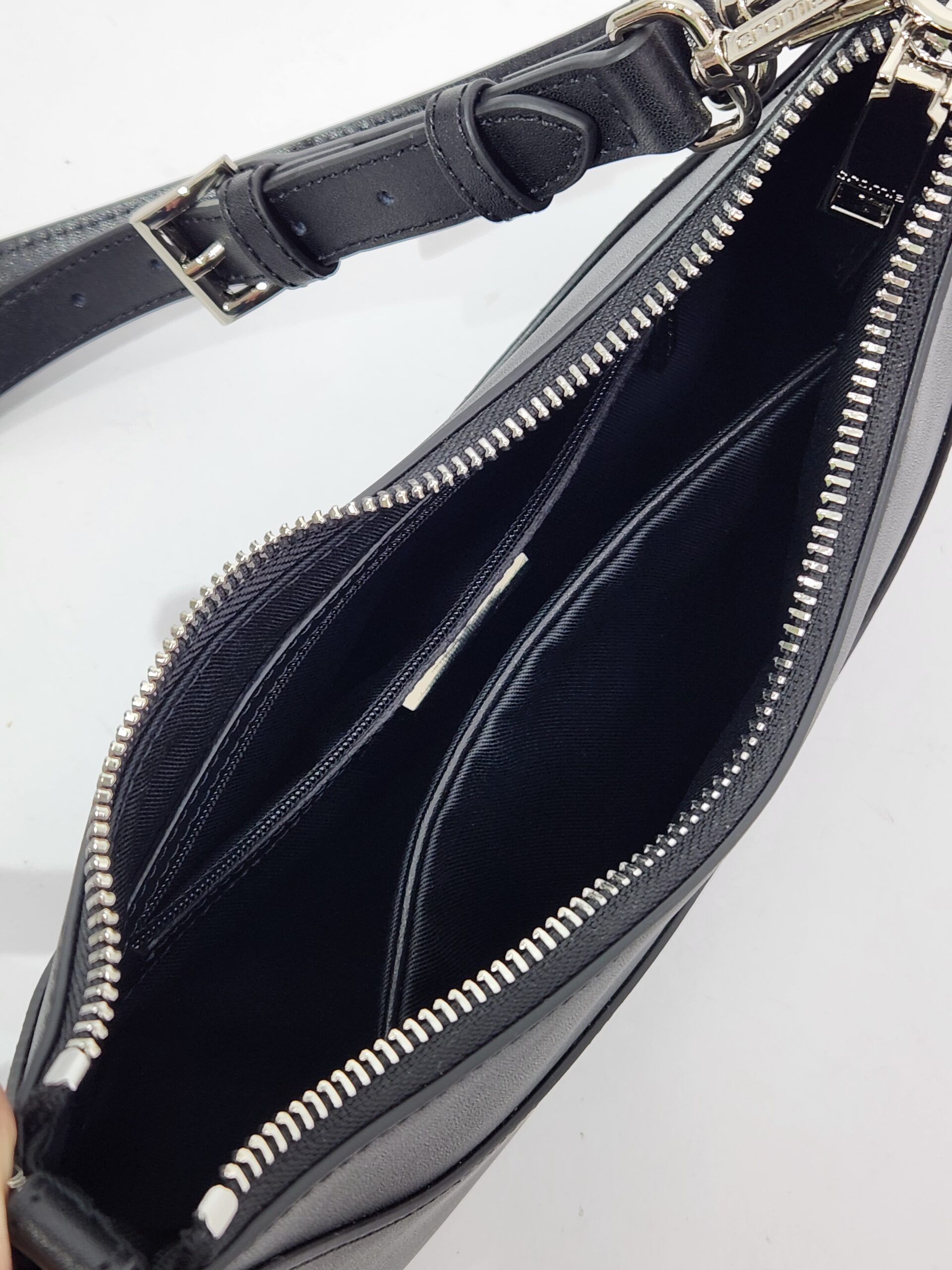 Сумочка кросс-боди Cromia cr1406233 nero маленькая