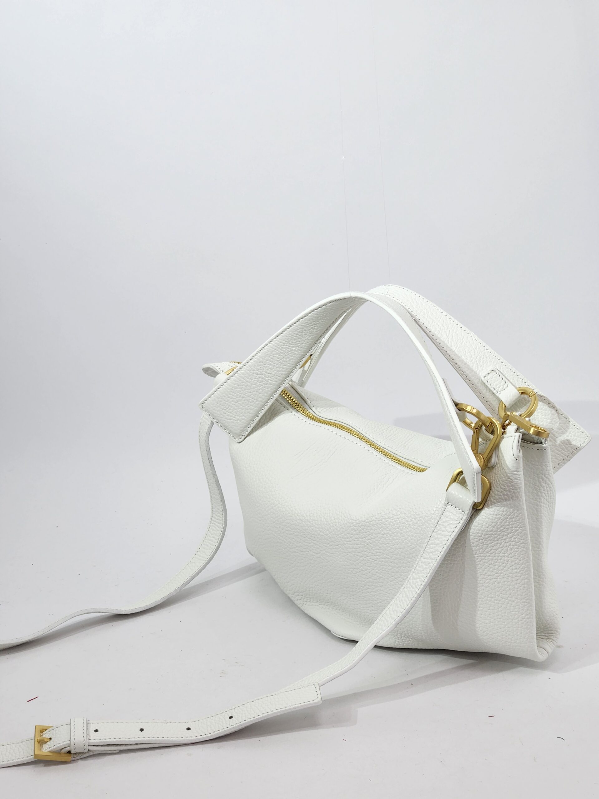 Сумочка кросс-боди Arcadia ar5613 dollaro white средняя