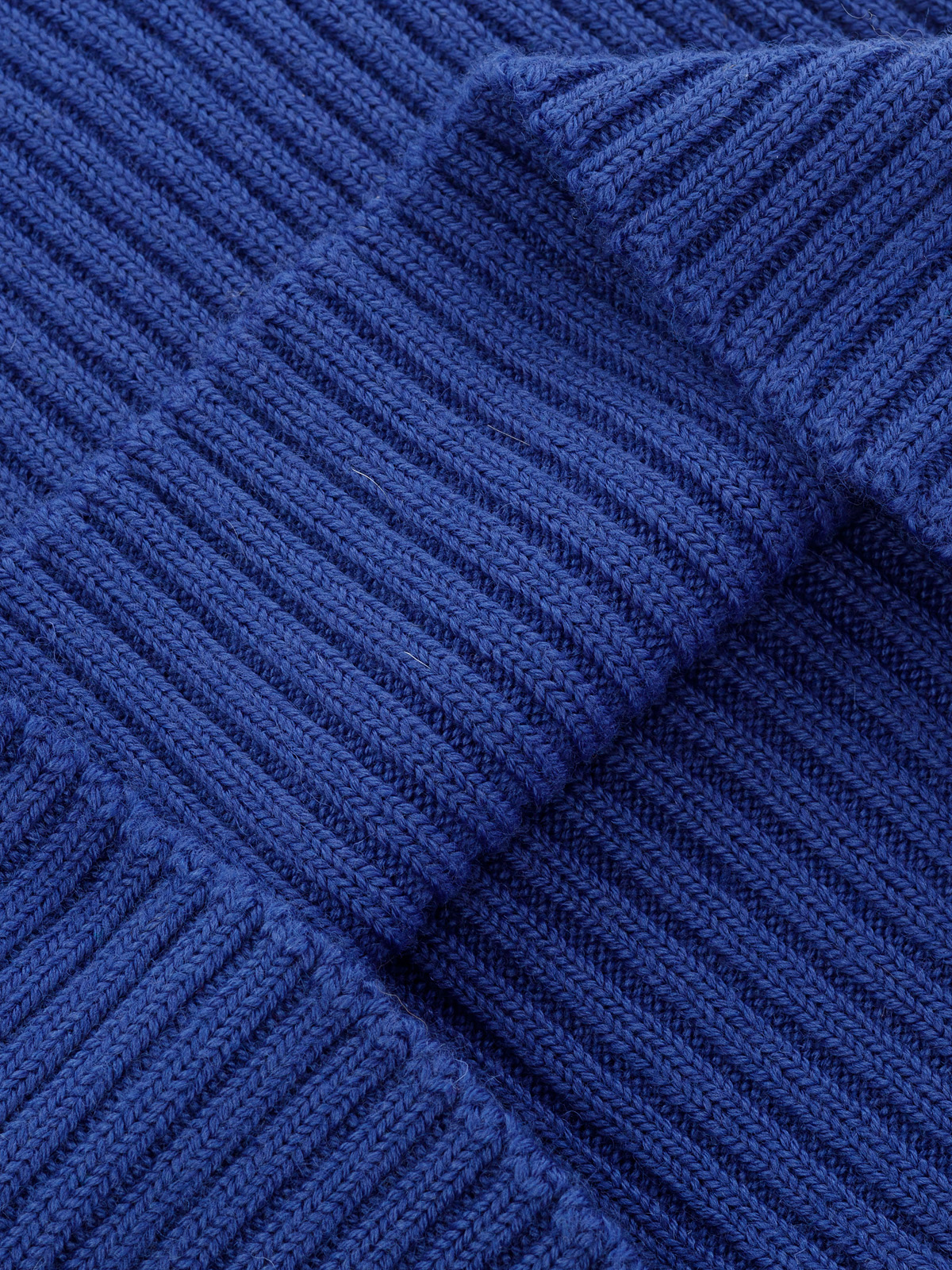 Шапка жен. шерсть+акр LB-N88045 electric blue
