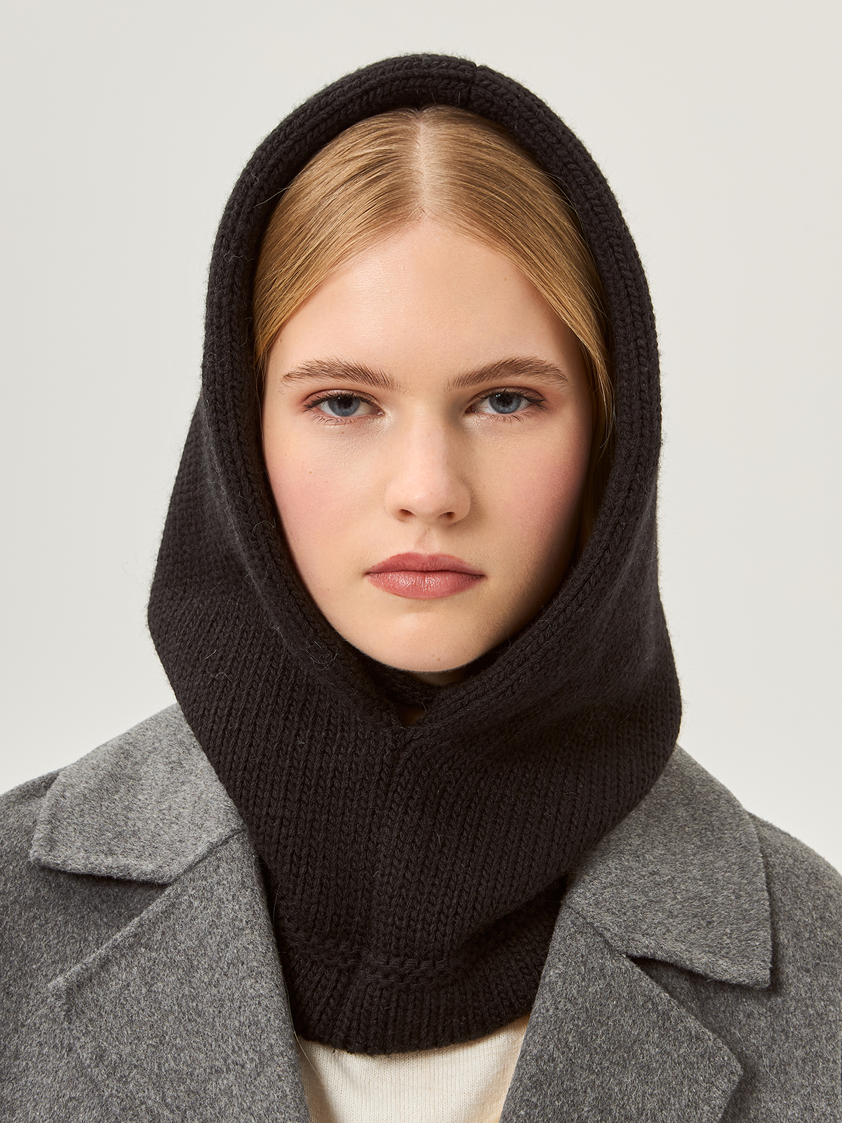 Капор жен. шерсть+акр LB-A53017 black